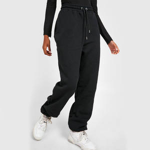 Women's High Quality 260 GSM Black Fleece Jogging <b>Trouser</b> with <b>Drawstrings</b> and Side Pocket Streetwear Style for Summer - Product Image 4