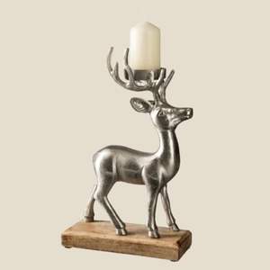 Wholesale Rustic Deer <b>Candle</b> Holder with Wooden Base Handcrafted Metal & Wood Decorative Stand for Farmhouse Home Decor <b>Wedding</b> - Product Image 4