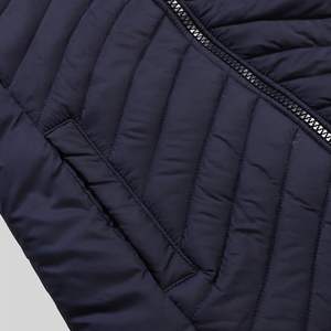 Chaqueta Bomber Reversible Acolchada para Mujer, con Apliques de Flecos de Piel de Oveja Satinada, Plumas, Perlas, Relleno de Poliéster 320g, Personalizada - Product Image 2