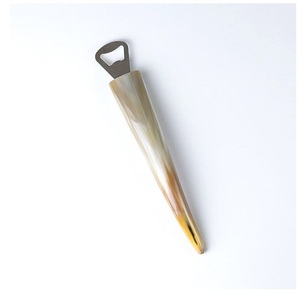 Ouvre-bouteille de poignée en corne de buffle Vintage de haute qualité Unique outil de cuisine artisanal tire-bouchons et ouvreurs cadeau de pendaison de crémaillère - Product Image 6