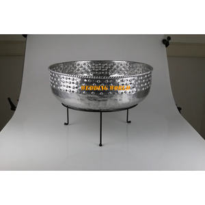 Bol à chocolat en métal plaqué argent avec pattes Bol à chocolat en métal martelé de forme ronde Nouveau bol à chocolat en métal de luxe de qualité supérieure - Product Image 2