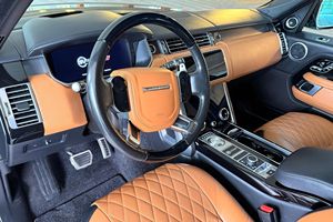 รถยนต์ Range Rover SVAutobiography Dynamic Edition ปี 2020 สภาพดีเยี่ยม เครื่องยนต์ V8 ซูเปอร์ชาร์จ 557 แรงม้า ระบบขับเคลื่อนสี่ล้อ สี SVO Premium Palette Blue จากแคลิฟอร์เนีย - Product Image 4