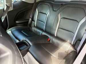 SUV Eléctrico de Alto Rendimiento 2024, Ultra-Lujo, 62L, 461HP, Transmisión Automática, 7 Plazas, Bajo Kilometraje, Autos Usados - Product Image 2