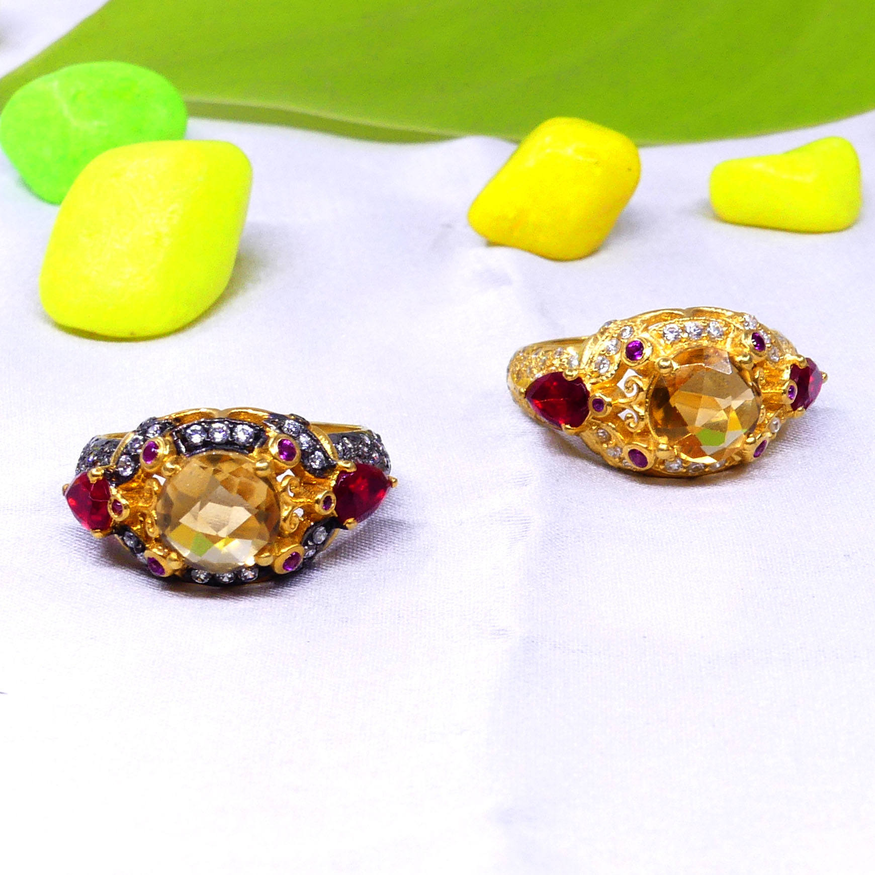 สีเหลือง