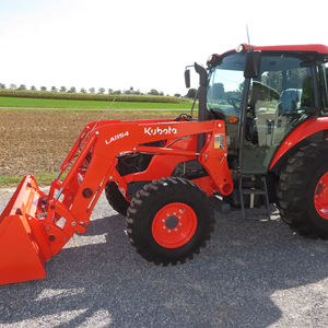 Vente en gros de tracteurs agricoles d'occasion Kubota M6060 4x4 de 50 à 90 CV - Achetez un mini tracteur agricole 4x4 de 20 CV ou 25 CV - Product Image 3