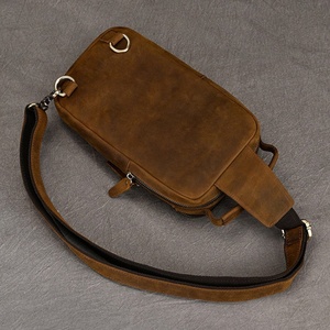 Bolso de cuero para hombre con gran capacidad Casual al aire libre pecho personalizado triángulo bandolera monedero PARA EL LCB-0030B - Product Image 6