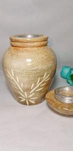 Urna Funeraria Artesanal de Madera de Mango con Tapa, Capacidad de 200 Pulgadas Cúbicas, Garantía de 3 Años - Recuerdo Decorativo para Cenizas de Adultos - Product Image 2