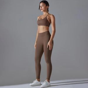 Conjunto de Yoga de 2 Piezas para Mujer, Talla Grande, Sólido, Ligero, Sin Costuras, Leggings de Cintura Media, Sujetador Deportivo con Efecto Push-Up, Control de Abdomen, Secado Rápido - Product Image 3