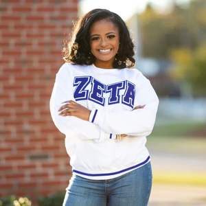 Zeta MFV Sister Sister Sweatshirt avec coton doux et lettres en chenille pour les membres de la sororité Greek Fashion Apparel - Product Image 5