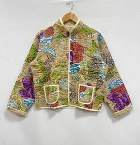 Chaqueta de algodón Kantha, Abrigo acolchado hecho a mano indio, ropa de mujer, chaqueta Kantha, Chaqueta corta Reversible, chaqueta de invierno y otoño, abrigo bohemio - Product Image 2