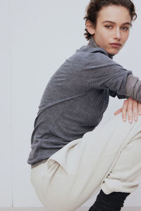 Pantalon pantalon à ourlet élastique en mélange de coton pour femmes personnalisé ajusté décontracté broderie Logo Design gris couleur poche latérale pour l'hiver - Product Image 4