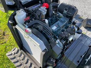 Micro pelle CX12-6 MAC. Poids d'opération de 1.2 tonnes. Options de fixation de disjoncteur et de râteau en stock - Product Image 3