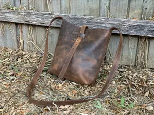 Bolso de mano de cuero de edición limitada de cuero genuino, bolso de cuero, mochila cruzada para hombres y mujeres, regalo de cumpleaños - Product Image 3