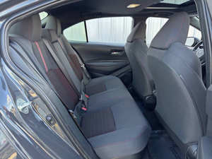 Utilisé 2023 To-yo-ta Co-rol-la Hy-brid - Product Image 4