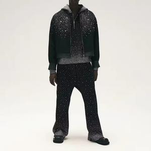 Personalizado Full Zip up Bordado Imprimir Gráfico Hombres Sudaderas Oversize Heavyweight Sudaderas Rhinestone Sudaderas con capucha con pantalón - Product Image 1