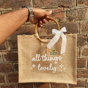 Petits sacs de courses avec logo personnalisable en jute 100% écologiques - Product Image 1