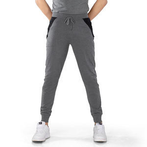 Pantalon de survêtement 100% coton confortable et élégant pour hommes Design personnalisé Anti-rides motif droit décontracté pantalon gris devant plat - Product Image 3