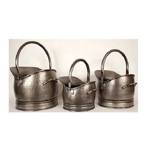 Cubo para cenizas de carbón de metal galvanizado con tapa y pala de carbón en acero duradero Perfecto para un mantenimiento eficiente de la chimenea - Product Image 5