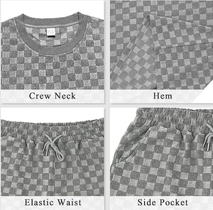 Ensemble streetwear à motif damier gaufré, mode urbaine oversize, t-shirt et short en maille pour l'été, design hip-hop en gros, ensemble pour hommes - Product Image 4
