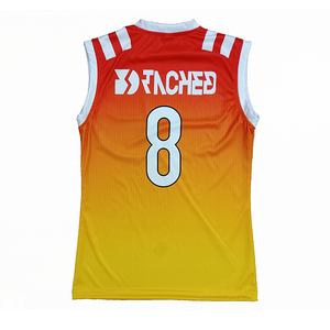 Ensemble d'uniformes de football pour hommes personnalisés de haute qualité 7 sur 7 respirant avec numéros de nom d'équipe et options de taille pour vêtements de sport - Product Image 4