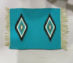 กระเป๋าสะพายข้างหนังแท้แกะสลักด้วยมือและกระเป๋าสะพายผ้าห่มอานพร้อมข้อต่อทองเหลืองโบราณ ผู้จัดจําหน่ายสไตล์โบฮีเมียน - Product Image 2