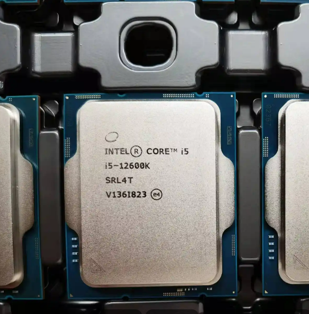 New Core I5-12600K Desktop Processor Integrated Graphics 10 (6P+4E) Cores 4.9 GHz Unlocked FM1 600 Series Chipset 125W