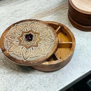 Boîte à épices en bois écologique avec 9 compartiments pour la cuisine indienne quotidienne, boîte à épices en bois rustique pour le stockage - Product Image 6