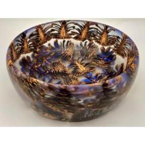 Bol de service décoratif en résine avec finition naturelle parfait pour les salades, les collations et les plats principaux lors de rassemblements ou d'événements - Product Image 1