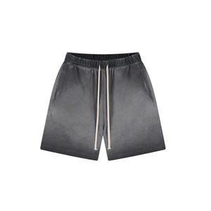 Shorts de course de rue décontractés avec étiquette de logo personnalisé Shorts pour hommes à la mode respirants avec poches latérales fabriqués en usine - Product Image 4