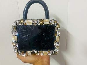 Handcrafted Black Resin Tassel <b>Clutch</b> with Beaded Crossbody Wallet Fashion Evening Bag with Chain Strap and Magnetic Closure - Product Image 5