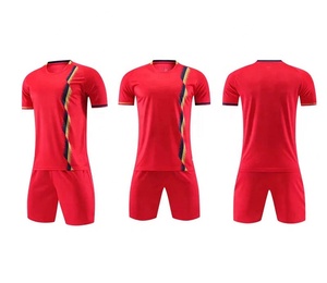 Tenue de football en vente chaude, ensemble de tenue de football respirant, ensembles de kits de football, logo personnalisé, vêtements de football, personnalisation de football - Product Image 2