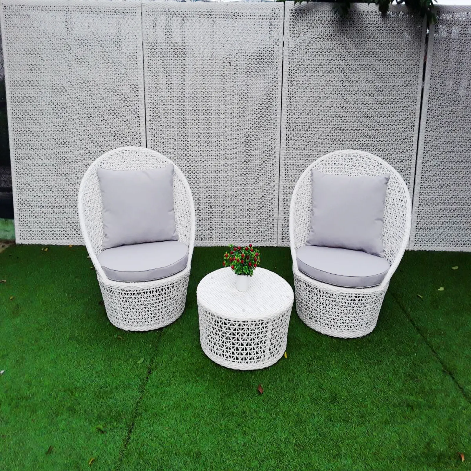 Mobili da giardino in Rattan nuovo stile Set da caffè in Rattan PE tavoli e sedie da terrazza usati prodotti da DL Furniture