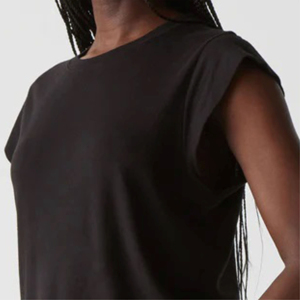 Camiseta informal con correa para el hombro para mujer: ligera y transpirable, ideal para días de verano y salidas a la playa - Product Image 3