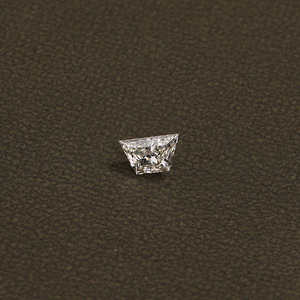 1.05 Carat Trapèze Cut Lab Grown Diamond CVD EF Color Filled Lab Créé Diamant Pierre Lâche Pour Des Bijoux Exquis - Product Image 1
