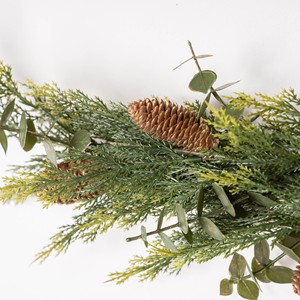 Rama Navideña Sintética de 75 cm con Agujas Verdes, Piñas y Guirnaldas Elegantes para Decoración Festiva del Hogar - Product Image 3