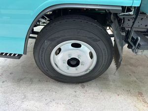 Pre-Owned Used EV100 Electric <b>Pickup</b> Truck 1315kg Rated Load 3.9m Cargo Box 6-<b>Tire</b> Design NEDC 201-300km Range 50-70kWh Battery - Product Image 3