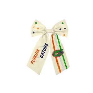 Accessoire de cheveux tendance en tissu de coton artisanal avec nœud perlé et pince crocodile, style tendance pour femmes, nœud pour le jour du match - Product Image 5