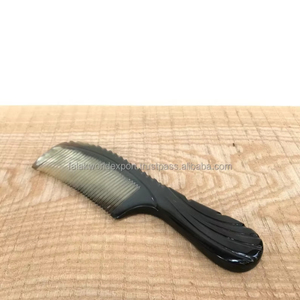 Peine de cuerno de búfalo natural, estilo decorativo tallado a mano, peine antiestático suave para el cabello para el cuidado diario del cabello de FWE - Product Image 1