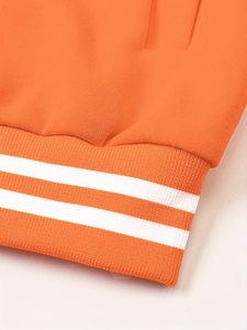 Vestes de style universitaire personnalisées à boutons, streetwear tendance, 100% coton molletonné, unisexe, hiver, logo sur le devant - Product Image 3