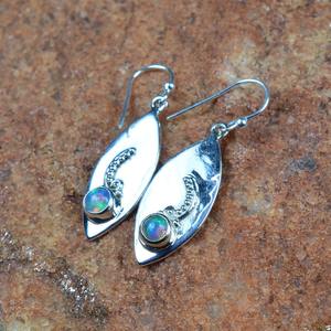 Boucles d'oreilles en argent sterling faites à la main avec opale de feu naturelle plaqué or cadeau de mariage pour femme - Product Image 4