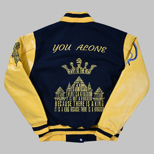 Chaqueta universitaria de lana y cuero PU de gran tamaño para hombres y mujeres Bomber de estilo universitario personalizado con bordado para ropa de calle de invierno - Product Image 4