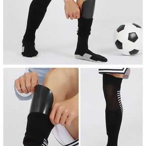 Protèges-tibias personnalisés avec logo en sublimation en gros - Product Image 3