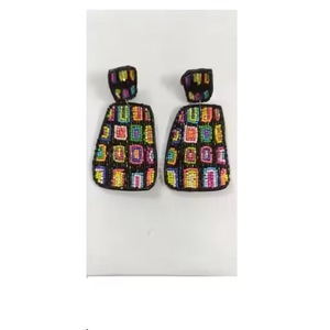 Boucles d'oreilles bohèmes faites à la main en perles de verre, motif nature morte, couleur/taille personnalisable pour mariage, anniversaire, look élégant - Product Image 5