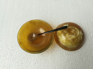 ชามเขาควายขัดเงาธรรมชาติบนฐานอะคริลิก งานตกแต่งสไตล์สัตว์สุดหรู โดย Crescent Crafts - Product Image 4