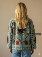 Chaqueta de Mujer Tejida en Terciopelo con Bordado Floral Azul, Ecológica, de Algodón Antiarrugas y Transpirable, Hecha a Mano con Diseño Étnico Suzani