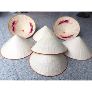 หมวกทรงกรวยทำจากไม้ไผ่เวียดนามดั้งเดิมทำด้วยมือจากใบปาล์มเพื่อความสง่างามเหนือกาลเวลา - Product Image 4