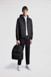 เสื้อแจ็คเก็ตกันลมผู้ชายแบบสั่งทำ แฟชั่นสำหรับกิจกรรมกลางแจ้ง น้ำหนักเบา กันน้ำ สไตล์ลำลอง รับผลิตแบบ OEM ODM - Product Image 5