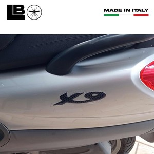 Adesivi Decorativi 3D in Resina Personalizzati per Accessori Scooter Piaggio 250-500 (X9) - Product Image 2