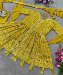 Boutique de vêtements islamiques Costume Sharara en velours pour femmes musulmanes pour l'Aïd, mariage et fête Robe trois pièces à la mode pakistanaise - Product Image 6