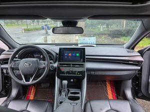 Berline de luxe Avalon Style 2023-2025 toutes options, véhicule automatique haut de gamme à vendre en excellent état - Product Image 5